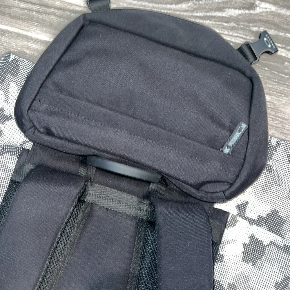 Oakley camo backpack. NWOT